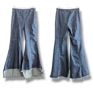 For The Republic Flare Leg Jeans 6 Raw Hem Boho Hippie Denim Jean